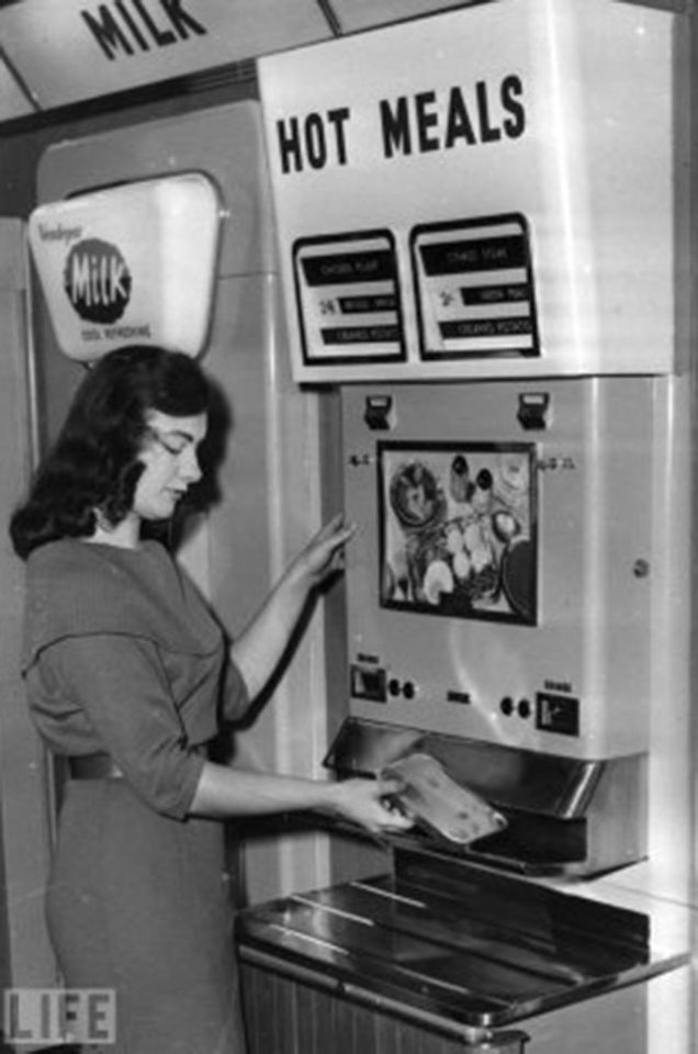 9 Vintage Vending Machines