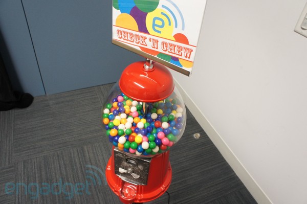 Check 'N Chew Foursquare-enabled gumball machine hands-on