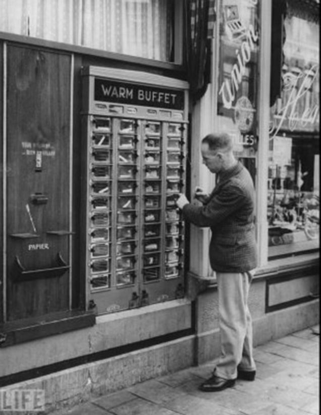 9 Vintage Vending Machines